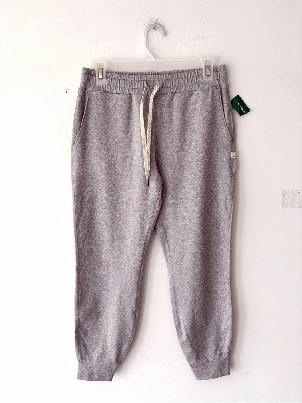Vuori Performance Jogger Gray Jogger Pants Size XS NEW